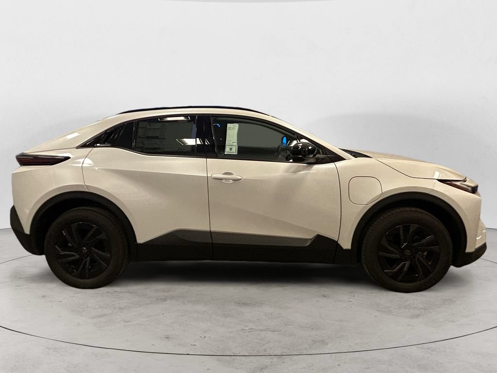 New 2026 Toyota C-HR AWD/4WD image 6
