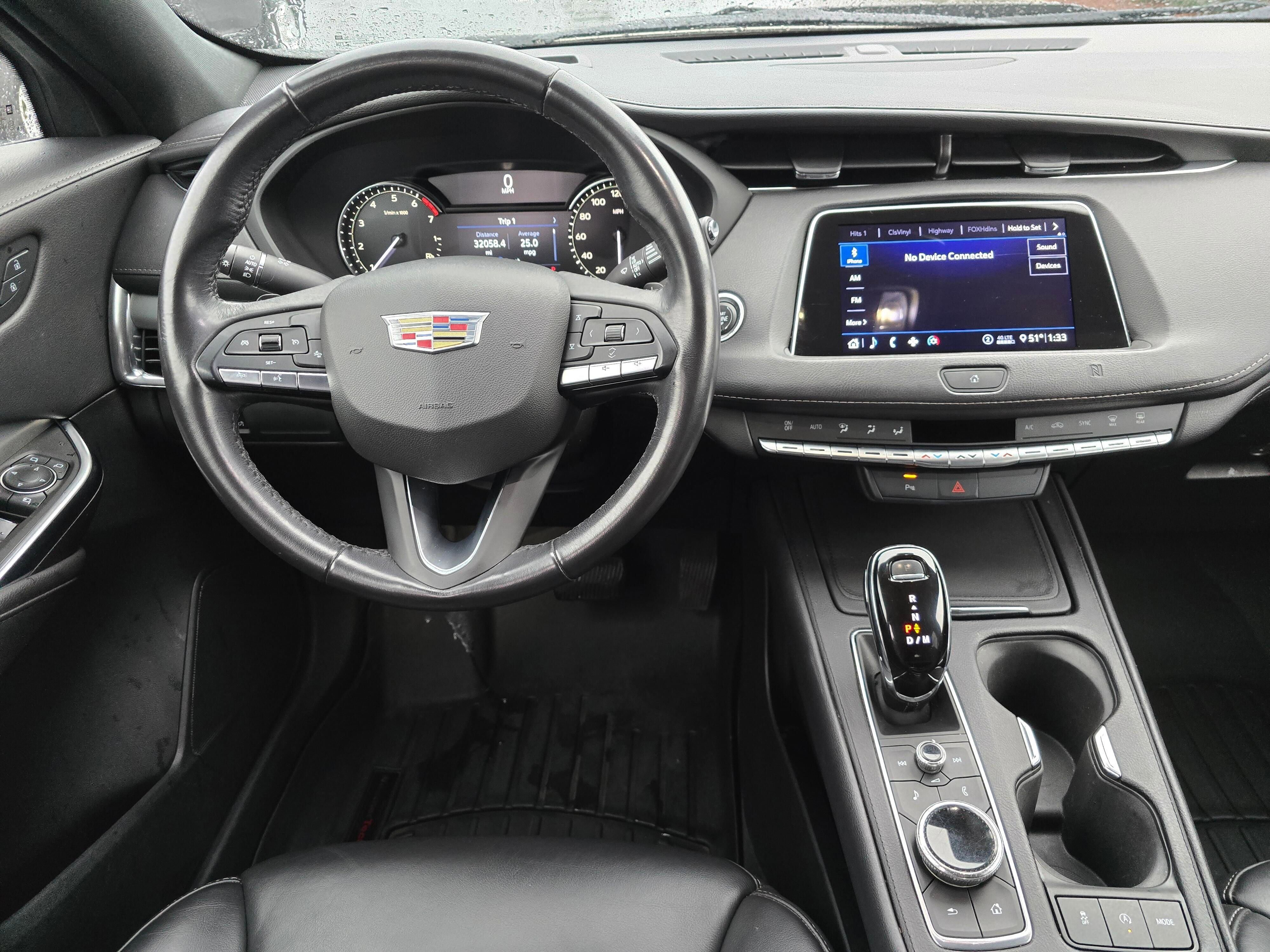 Used 2020 Cadillac XT4 Premium Luxury image 13