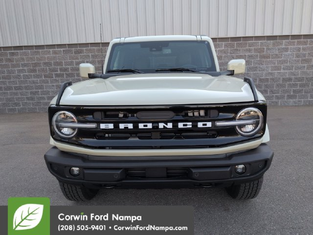 New 2026 Ford Bronco Outer Banks AWD/4WD image 8