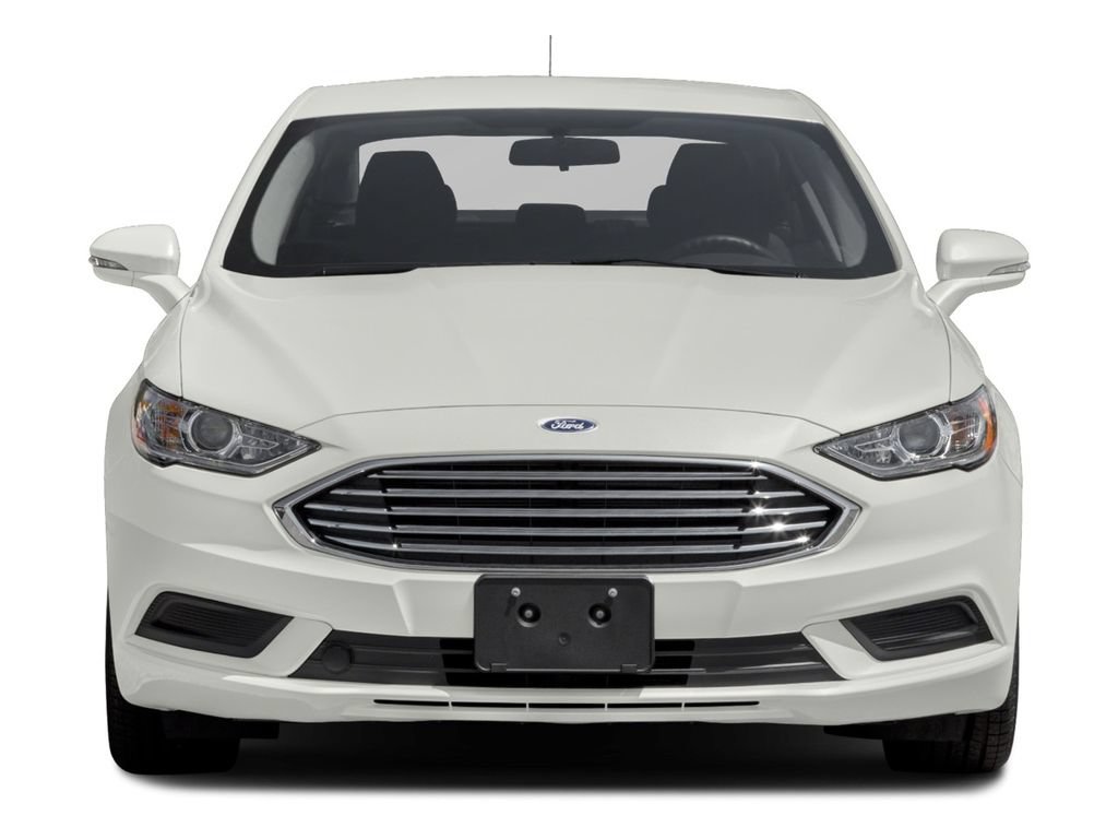 Used 2018 Ford Fusion SE w/ Fusion SE Technology Package FWD image 5