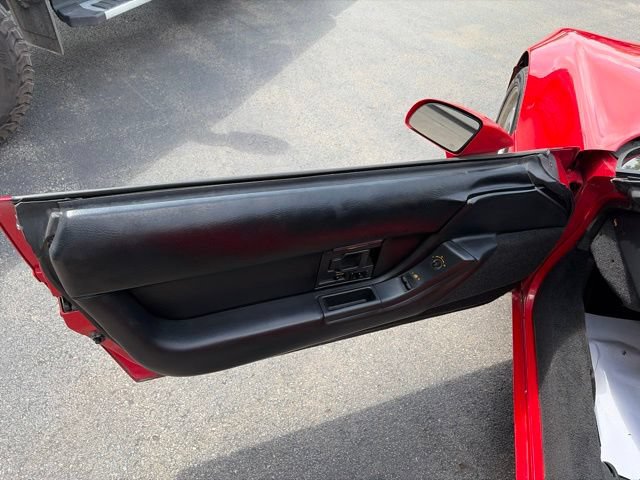 Used 1992 Chevrolet Corvette Coupe RWD image 11