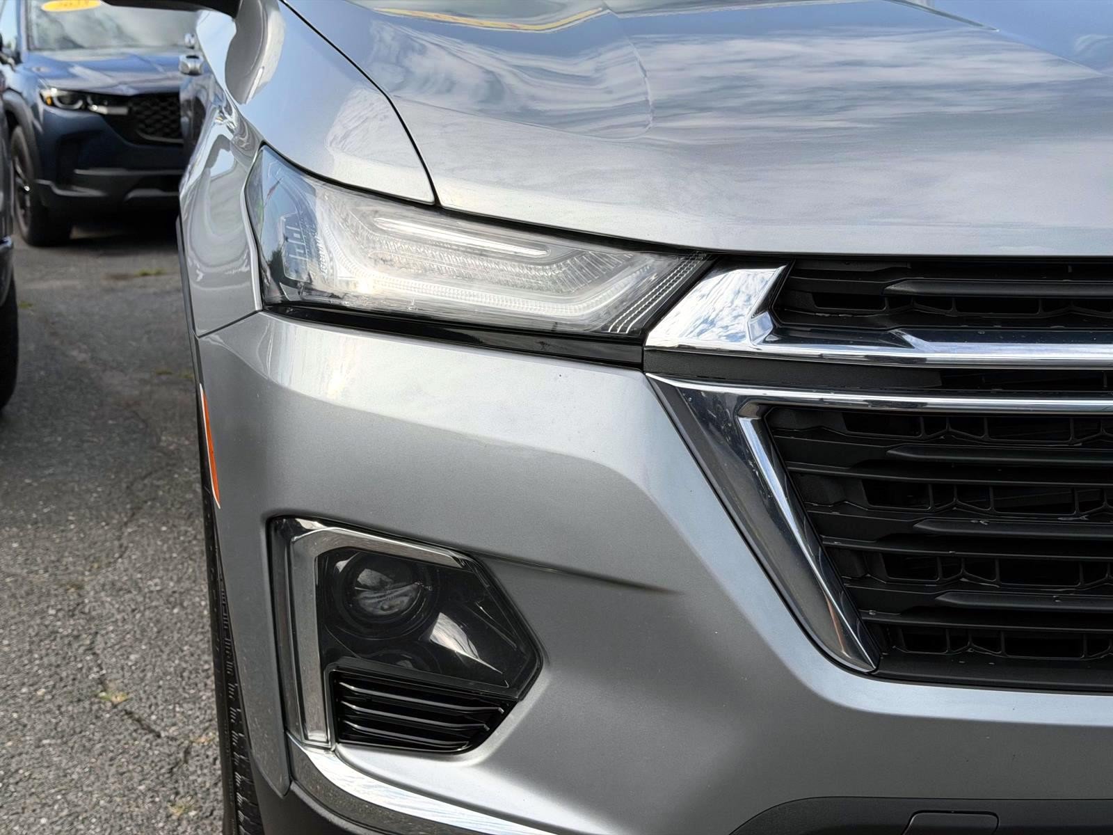 Used 2024 Chevrolet Traverse LS w/ Safety Package AWD/4WD image 7