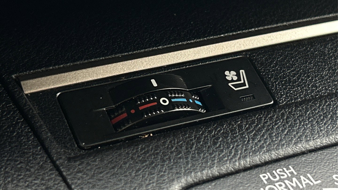 Used 2014 Lexus ES 350 w/ Premium Package image 43