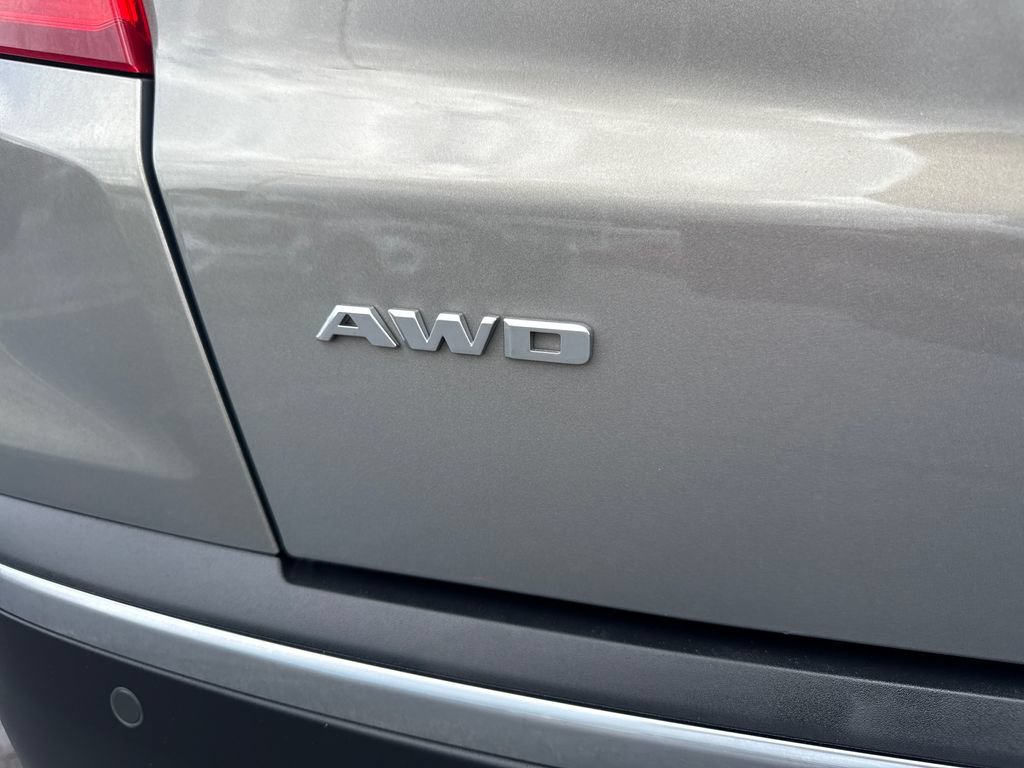 Used 2018 Cadillac XT5 AWD image 13