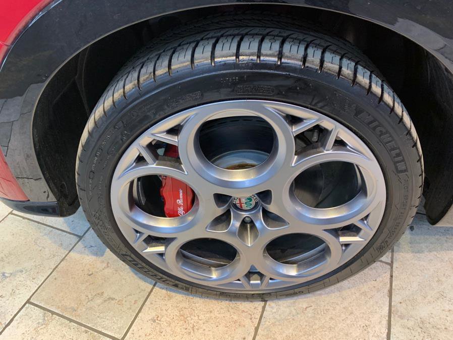 Used 2024 Alfa Romeo Tonale Ti image 12