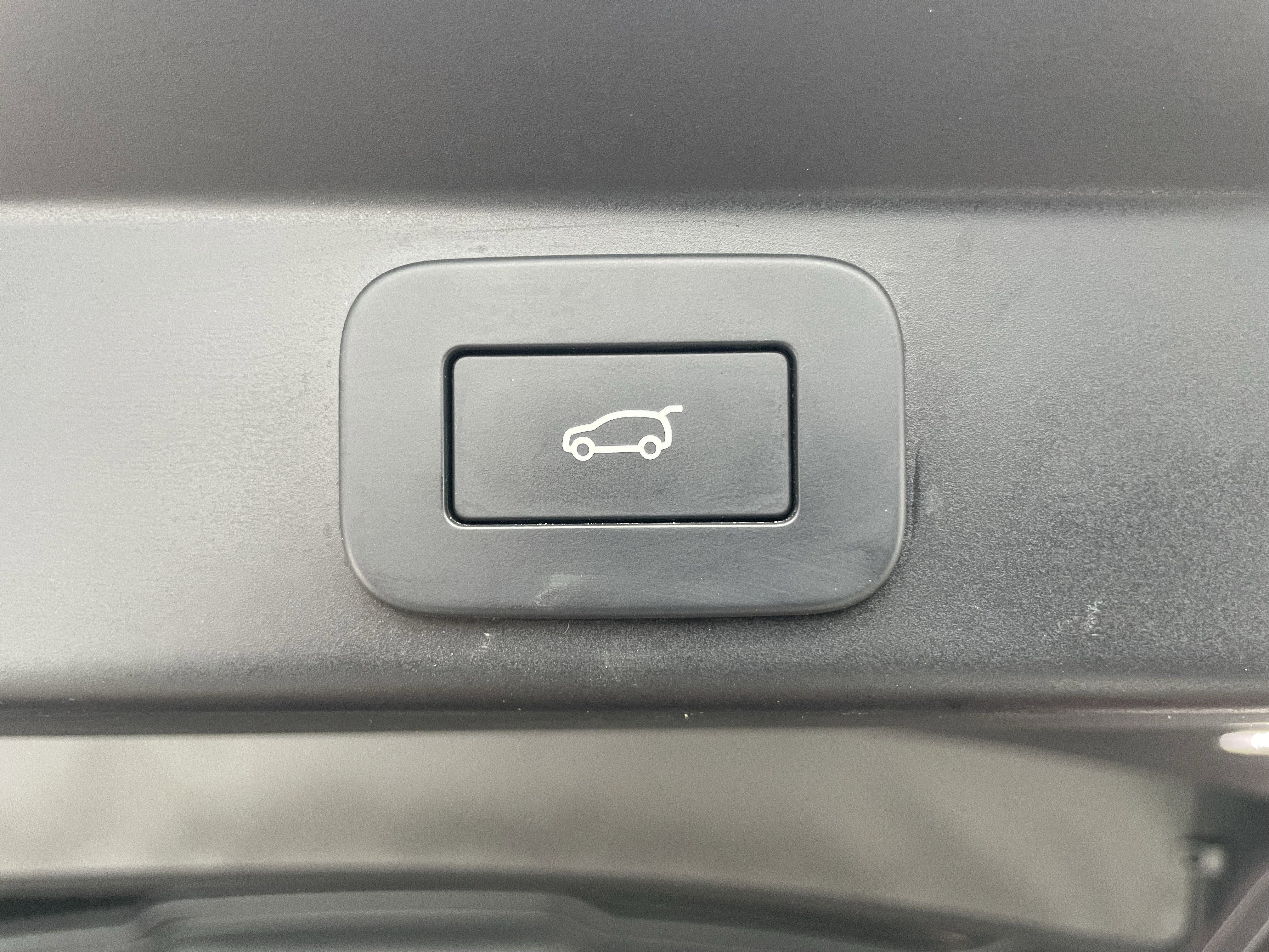 Used 2024 Land Rover Range Rover Sport Dynamic SE image 38