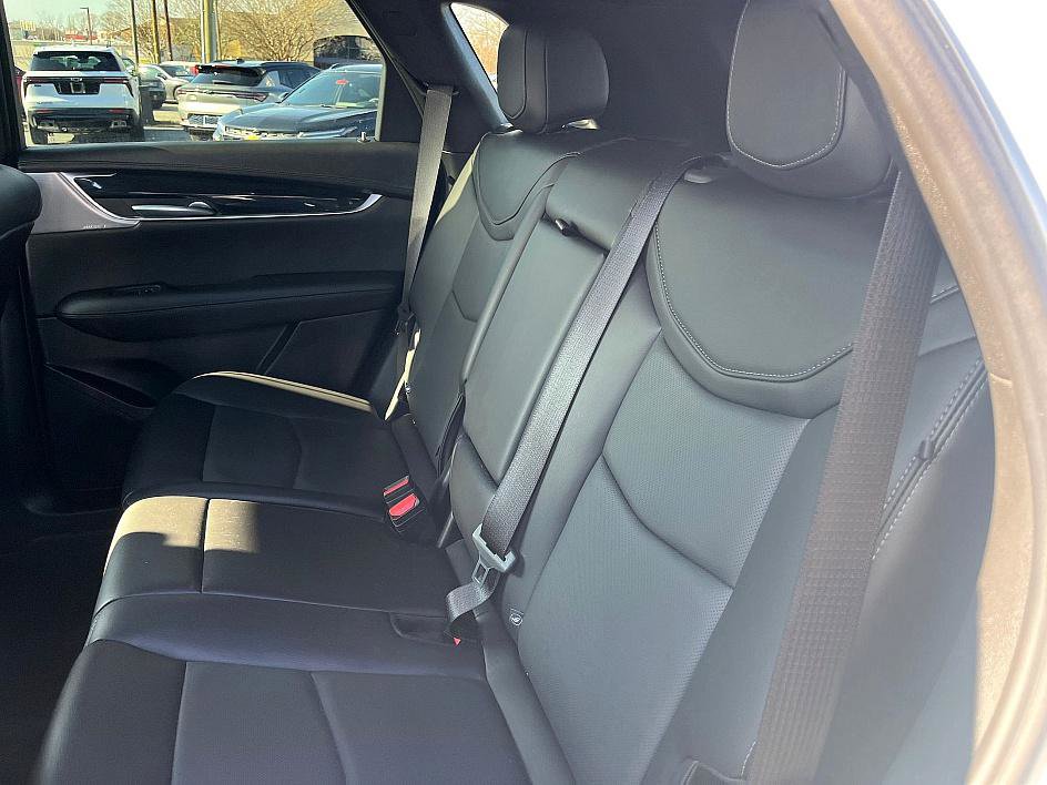 Certified 2025 Cadillac XT5 Premium Luxury image 30