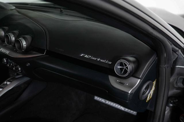 Used 2015 Ferrari F12 Berlinetta RWD image 27