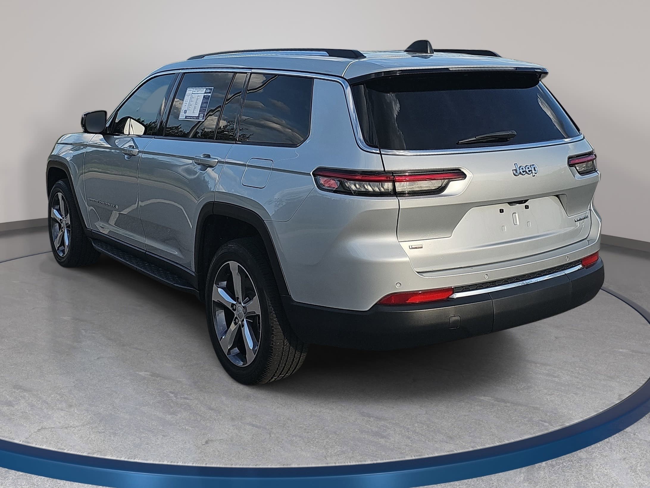 Used 2022 Jeep Grand Cherokee L Limited RWD image 8