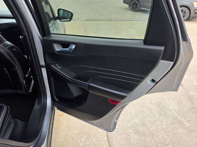 Certified 2023 Ford Escape Platinum AWD/4WD image 21