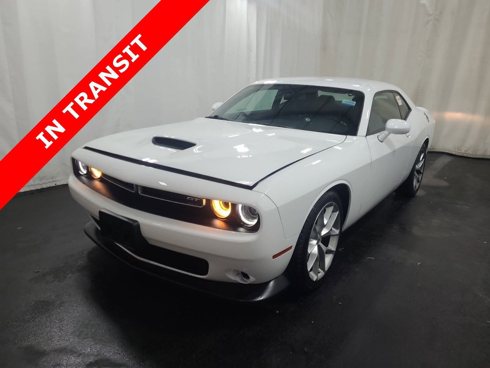 Used 2022 Dodge Challenger GT RWD image 1