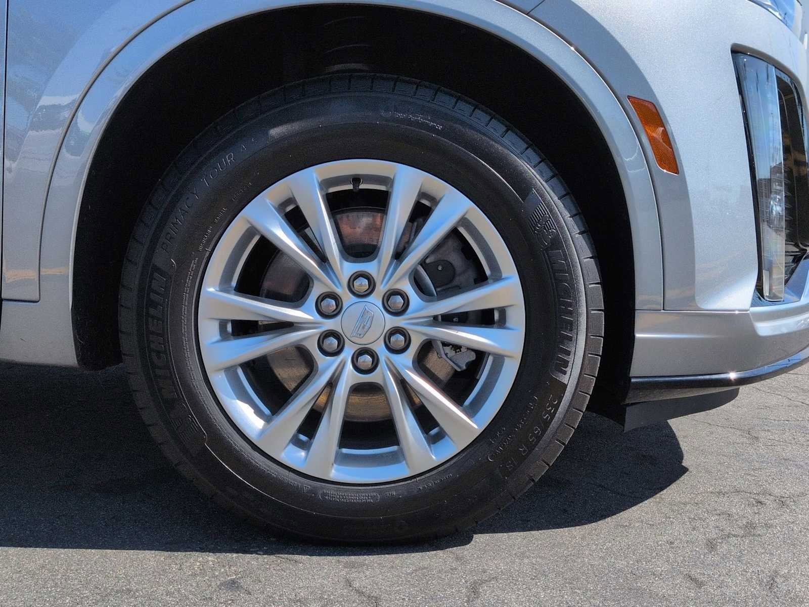 Used 2025 Cadillac XT6 Luxury image 29