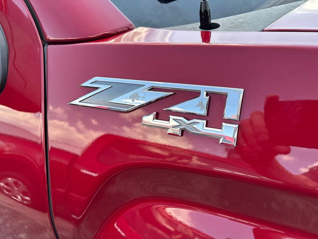 Used 2019 GMC Sierra 1500 SLE w/ SLE Value Package AWD/4WD image 10