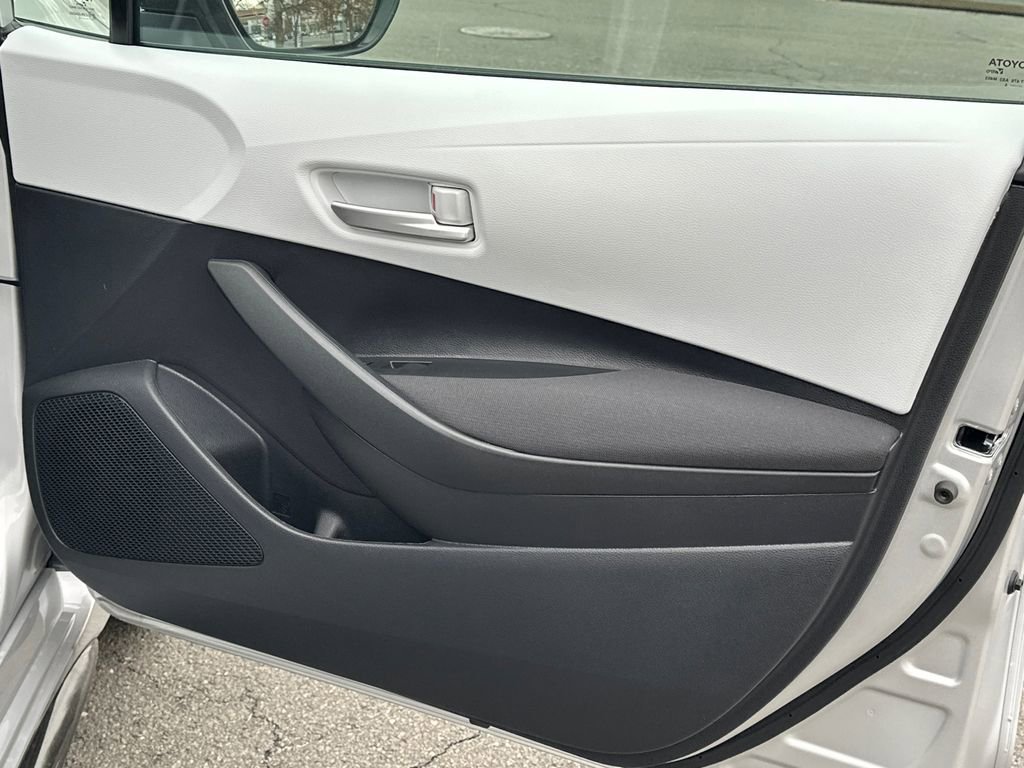 New 2026 Toyota Corolla SE image 13