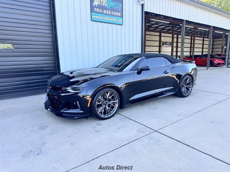 Used 2023 Chevrolet Camaro ZL1 RWD image 2