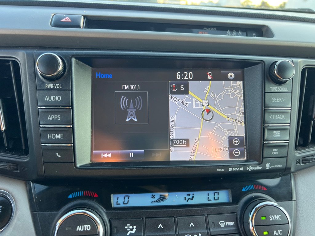 Used 2018 Toyota RAV4 Adventure image 27