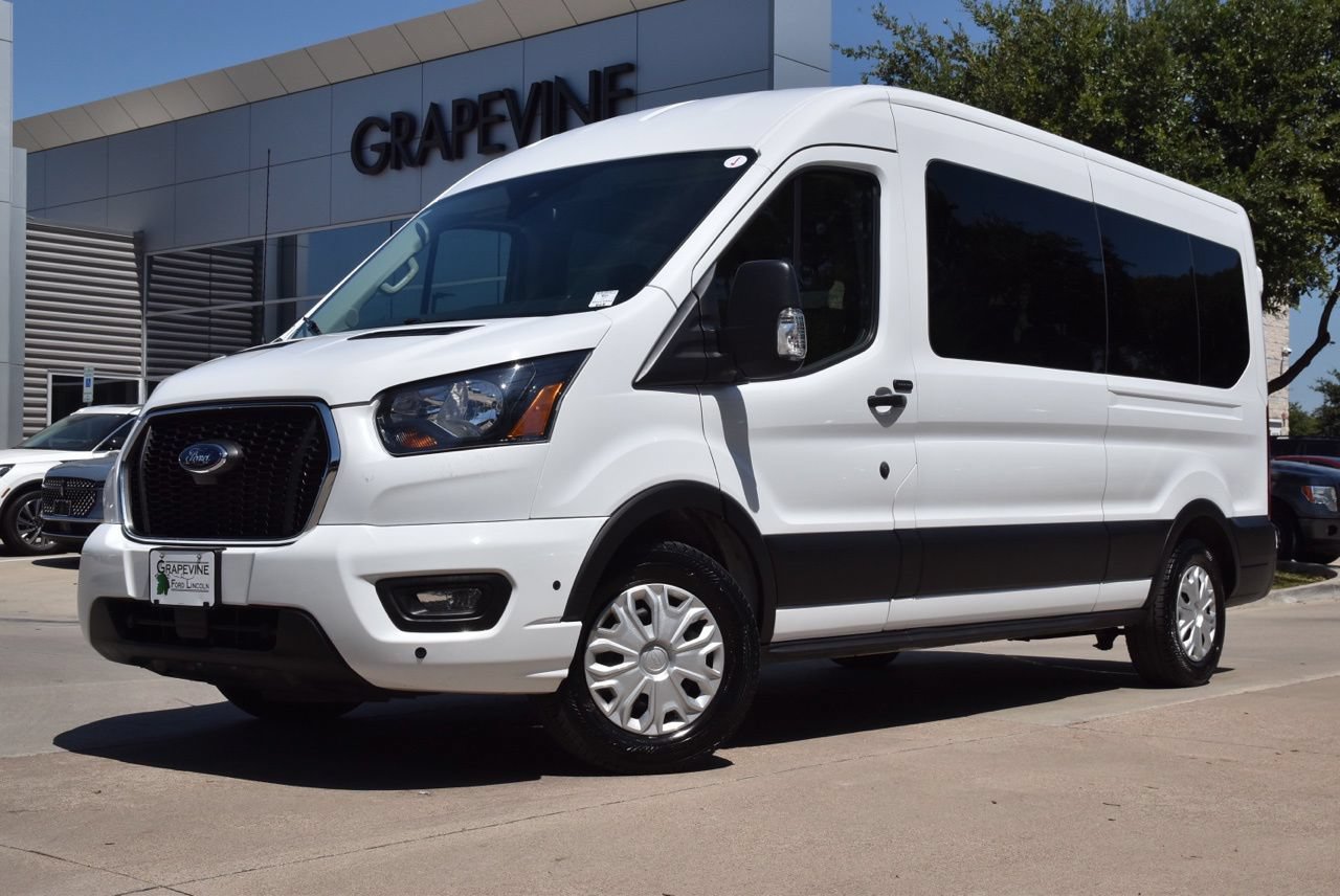 Used 2025 Ford Transit 350 XLT RWD image 2
