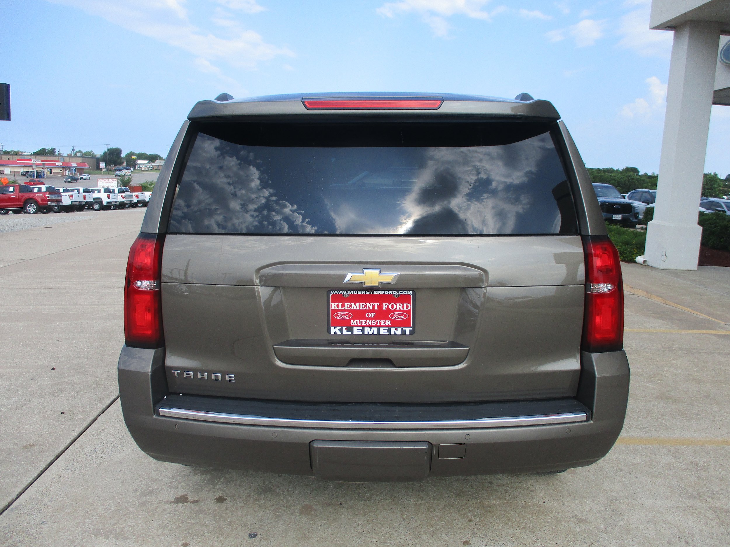 Used 2016 Chevrolet Tahoe LTZ AWD/4WD image 10