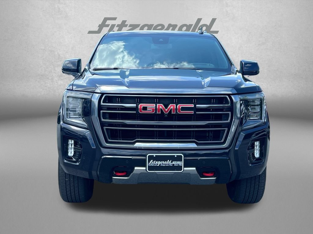 Used 2023 GMC Yukon AT4 w/ AT4 Premium Package AWD/4WD image 6