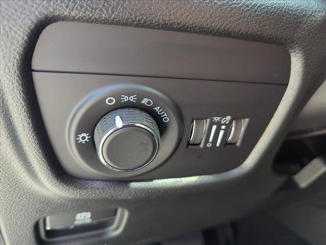 New 2026 Jeep Grand Cherokee L 2WD image 14