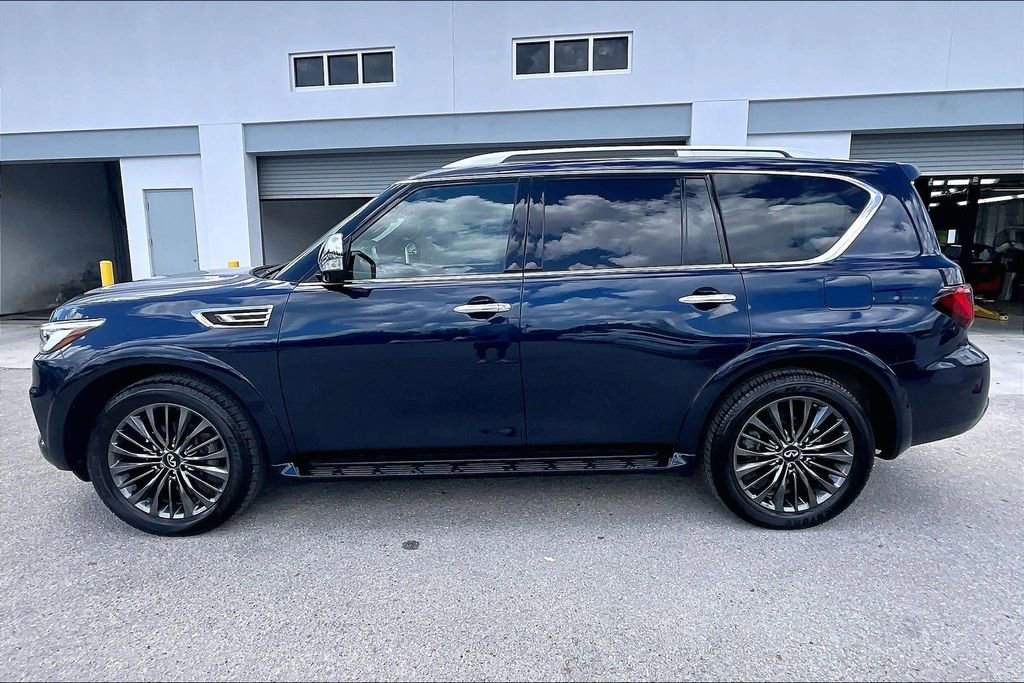 Used 2024 INFINITI QX80 Sensory image 8