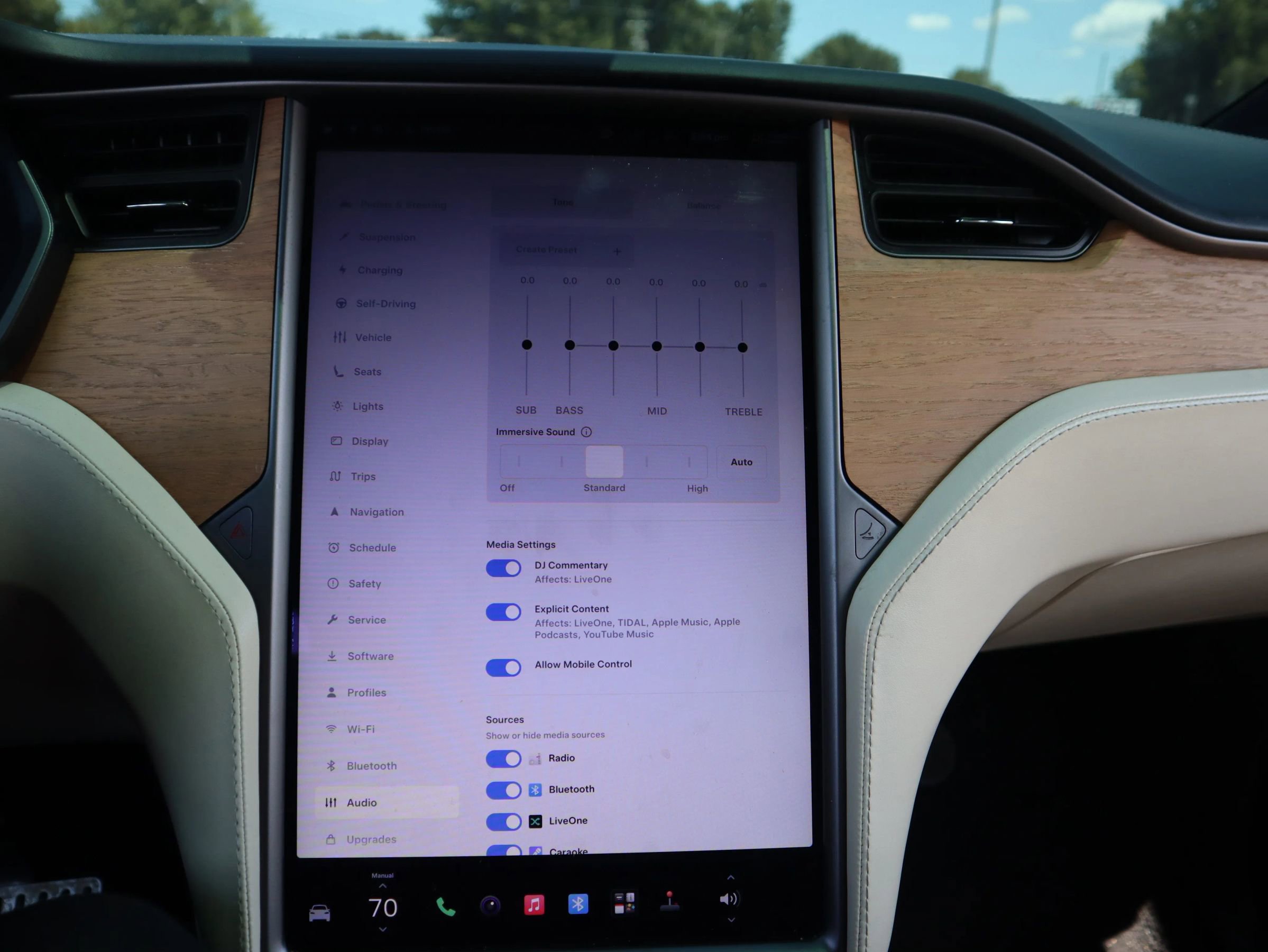 Used 2021 Tesla Model X Performance AWD/4WD image 25