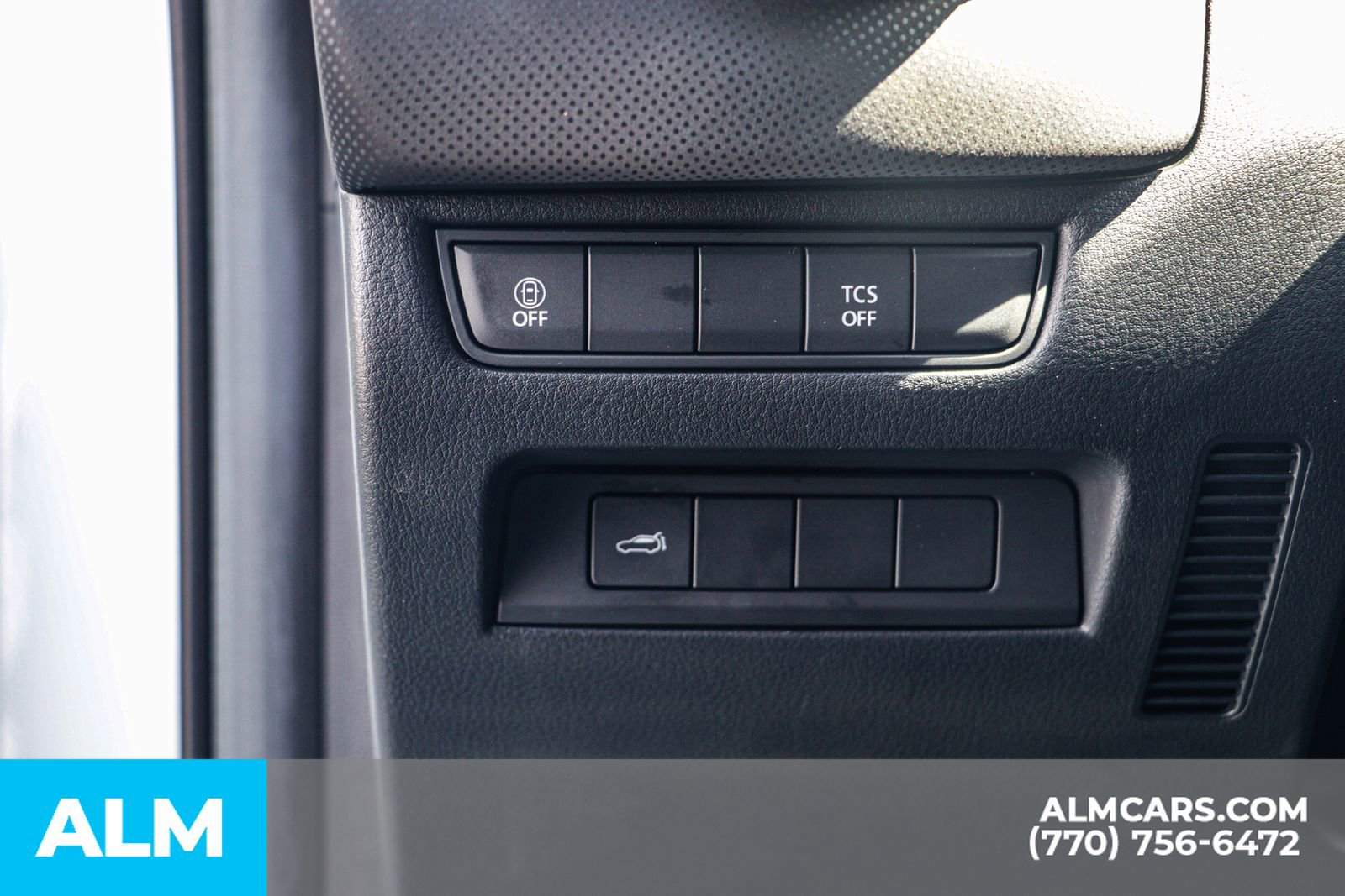 Used 2024 MAZDA CX-50 AWD 2.5 S w/ Preferred Package image 39