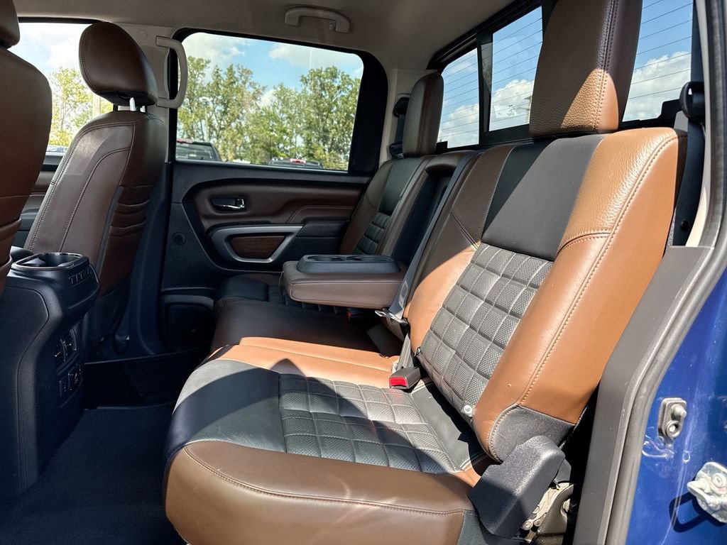 Used 2017 Nissan Titan Platinum Reserve AWD/4WD image 23
