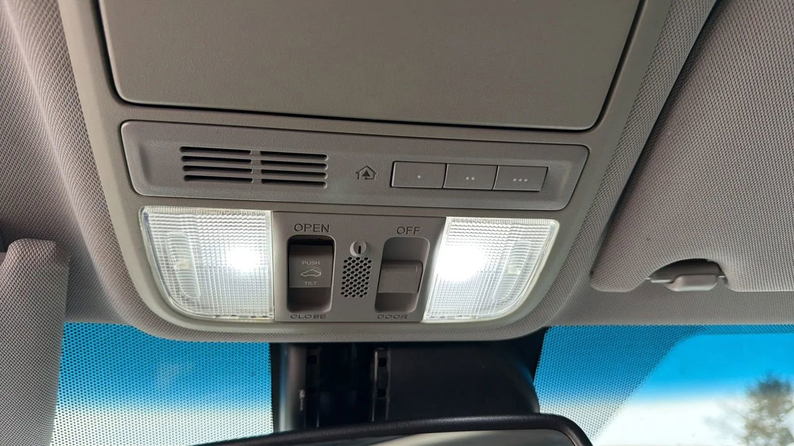 Used 2013 Honda Accord EX-L image 28