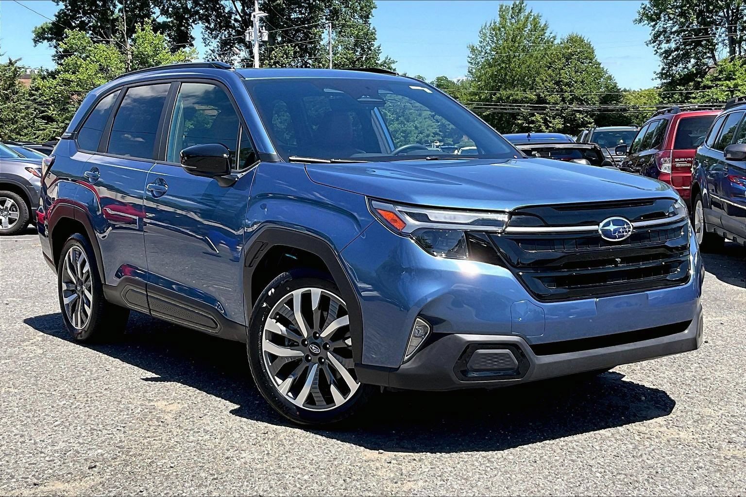 Certified 2025 Subaru Forester Touring AWD/4WD video 2