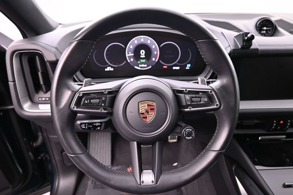 Certified 2025 Porsche Cayenne S AWD/4WD image 19