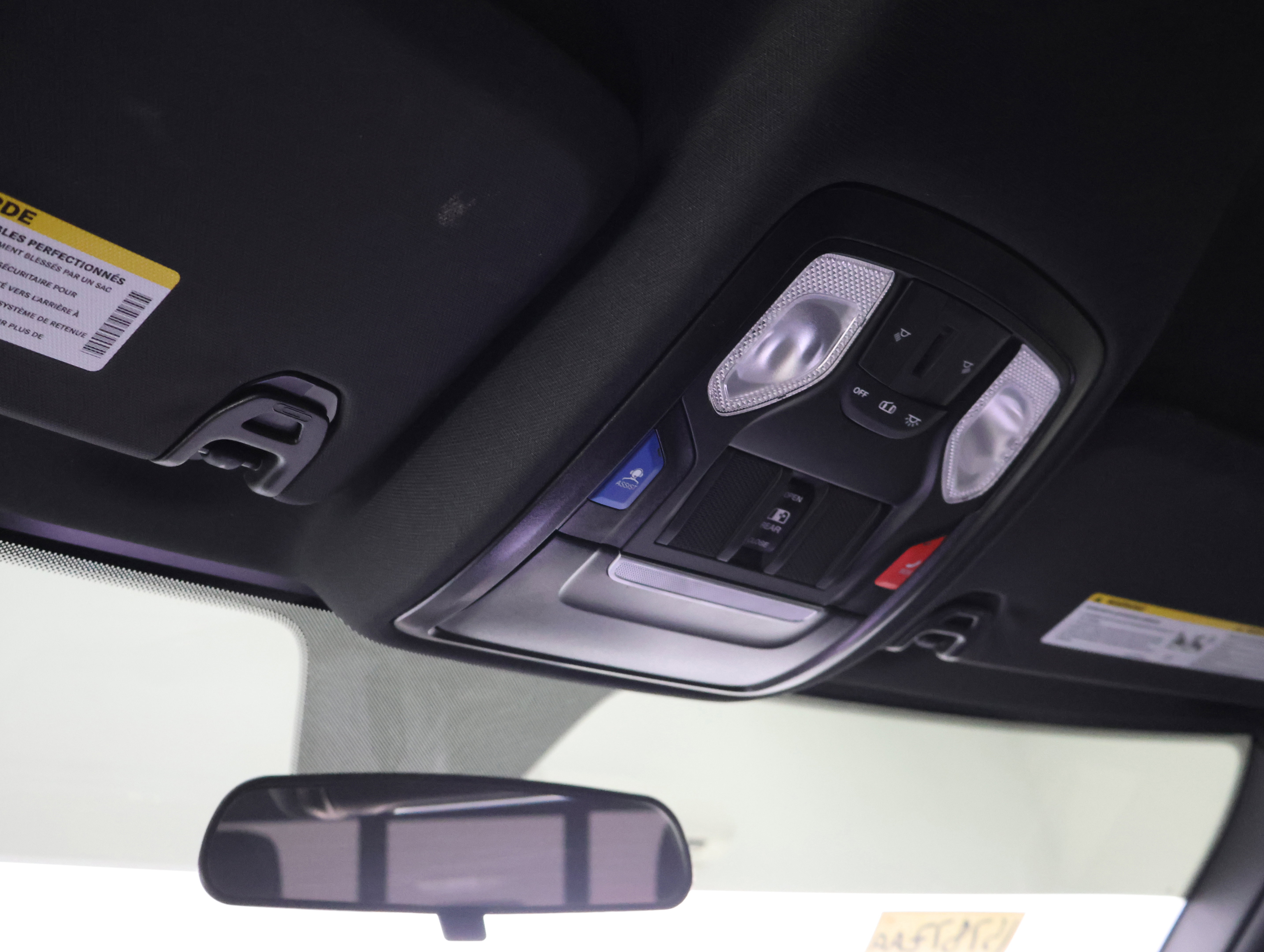 Used 2024 RAM 3500 Tradesman w/ Chrome Appearance Group image 12