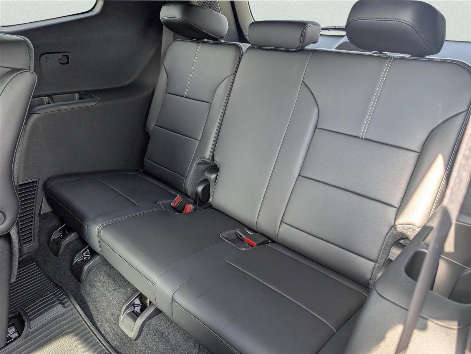 New 2026 GMC Acadia Elevation w/ Black Edition FWD image 9