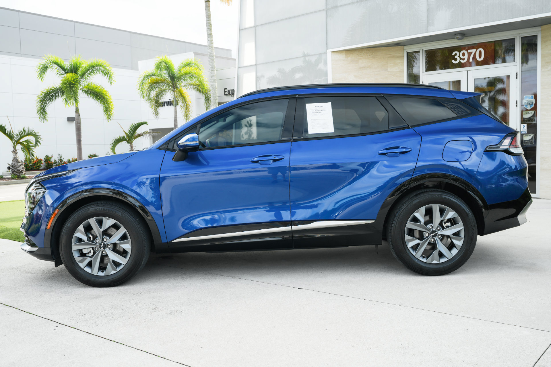 Used 2025 Kia Sportage SX FWD image 33