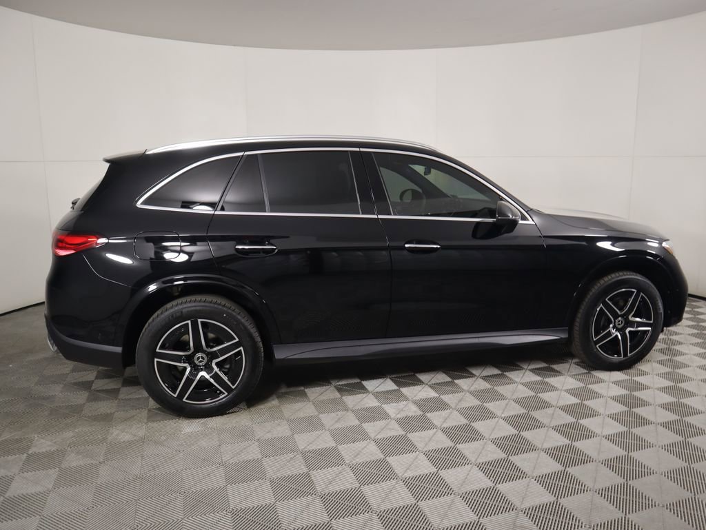 New 2026 Mercedes-Benz GLC 300 image 4