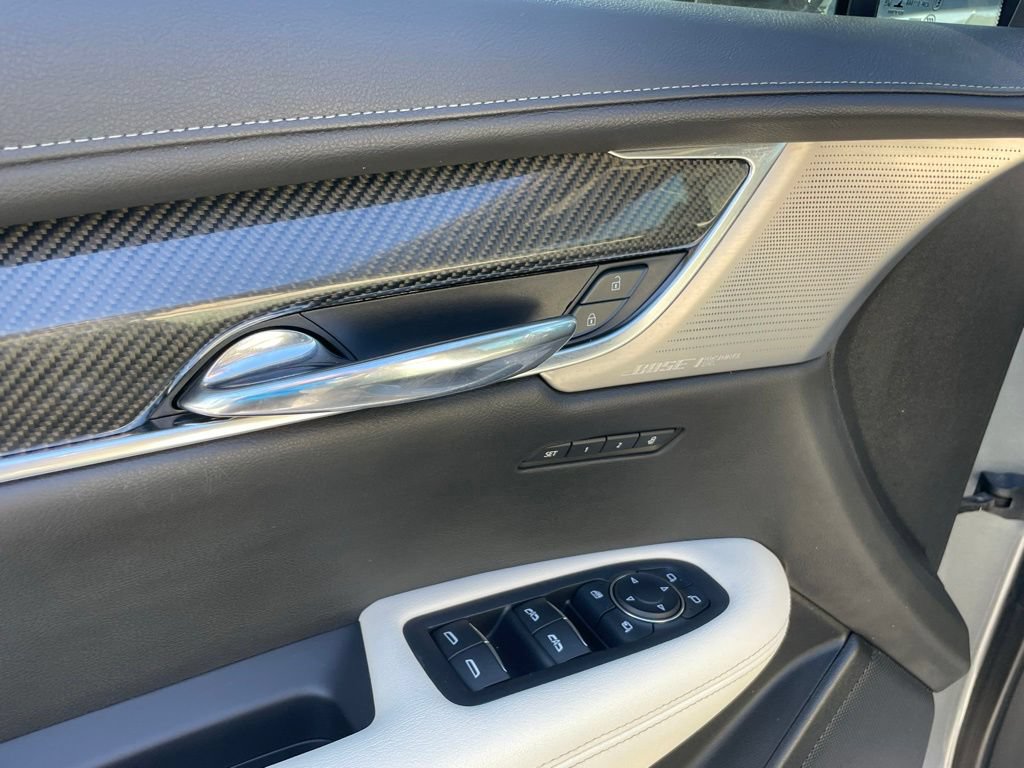 Used 2021 Cadillac XT6 Sport AWD/4WD image 11
