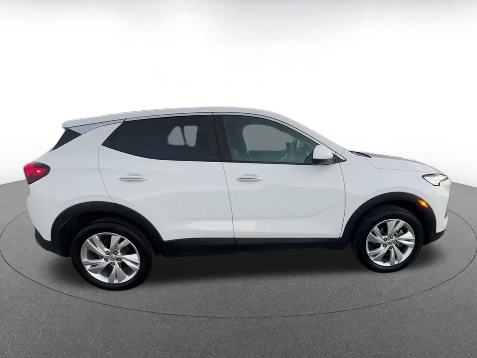 Used 2025 Buick Encore GX Preferred image 16