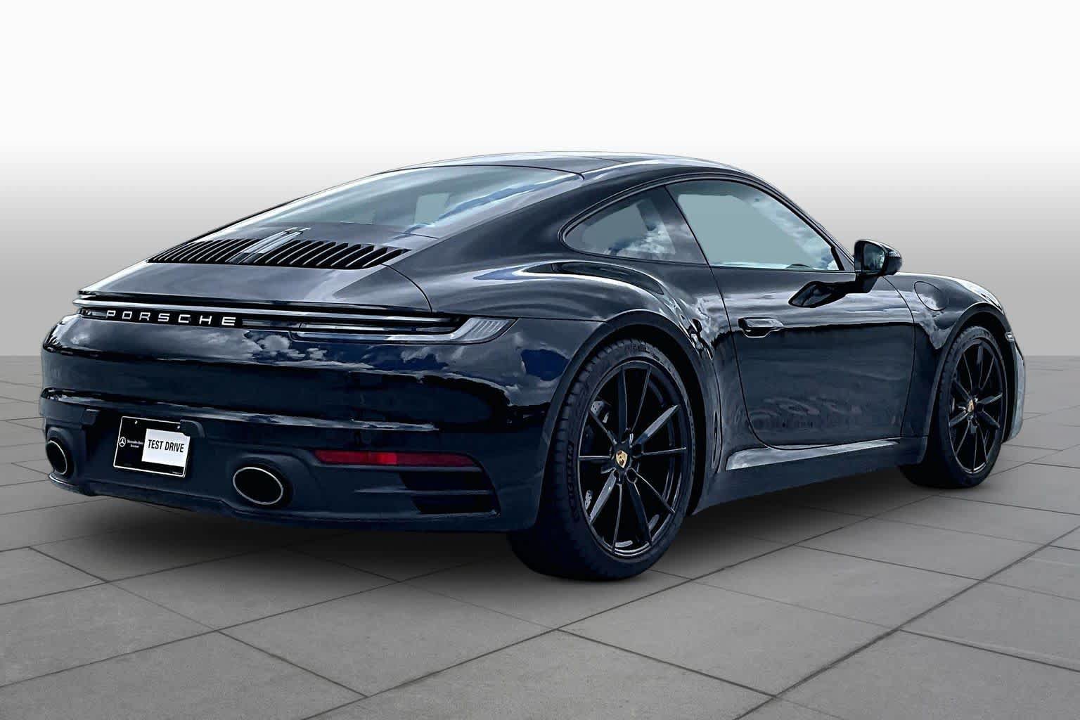 Used 2020 Porsche 911 Carrera RWD image 12