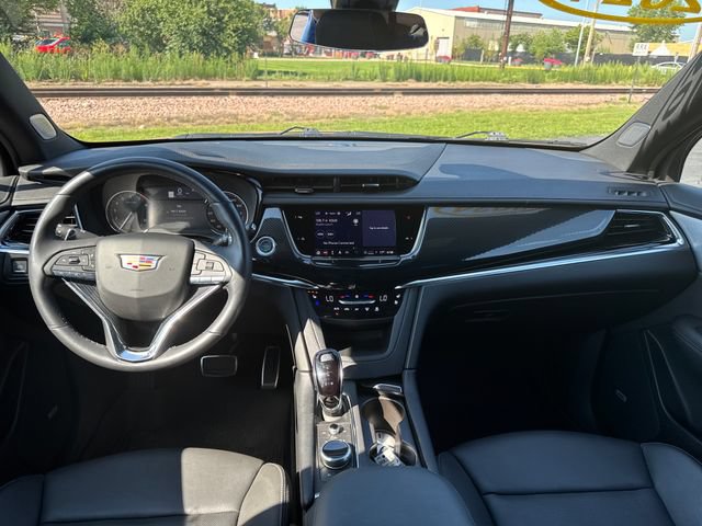 Used 2024 Cadillac XT6 Sport w/ LPO, Floor Liner Package AWD/4WD image 13