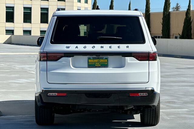 New 2025 Jeep Wagoneer 4WD w/ Convenience Group I image 5