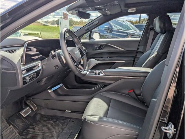 New 2026 Cadillac Lyriq V w/ LPO, Floor Liner Package image 14