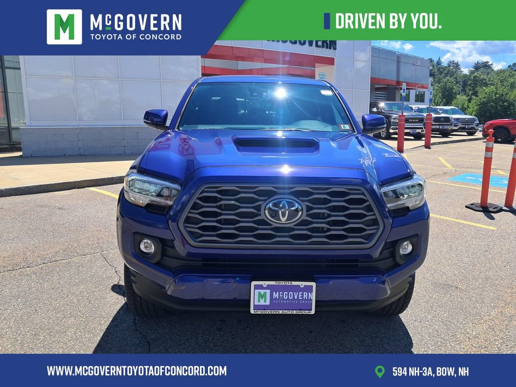 Used 2023 Toyota Tacoma TRD Sport w/ Technology Package AWD/4WD image 8