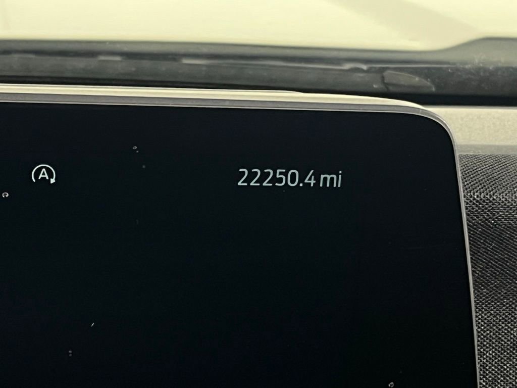 Used 2025 Ford Expedition Platinum image 15