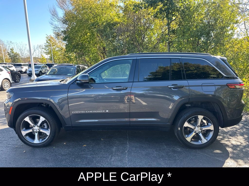 Used 2026 Jeep Grand Cherokee Limited AWD/4WD image 9