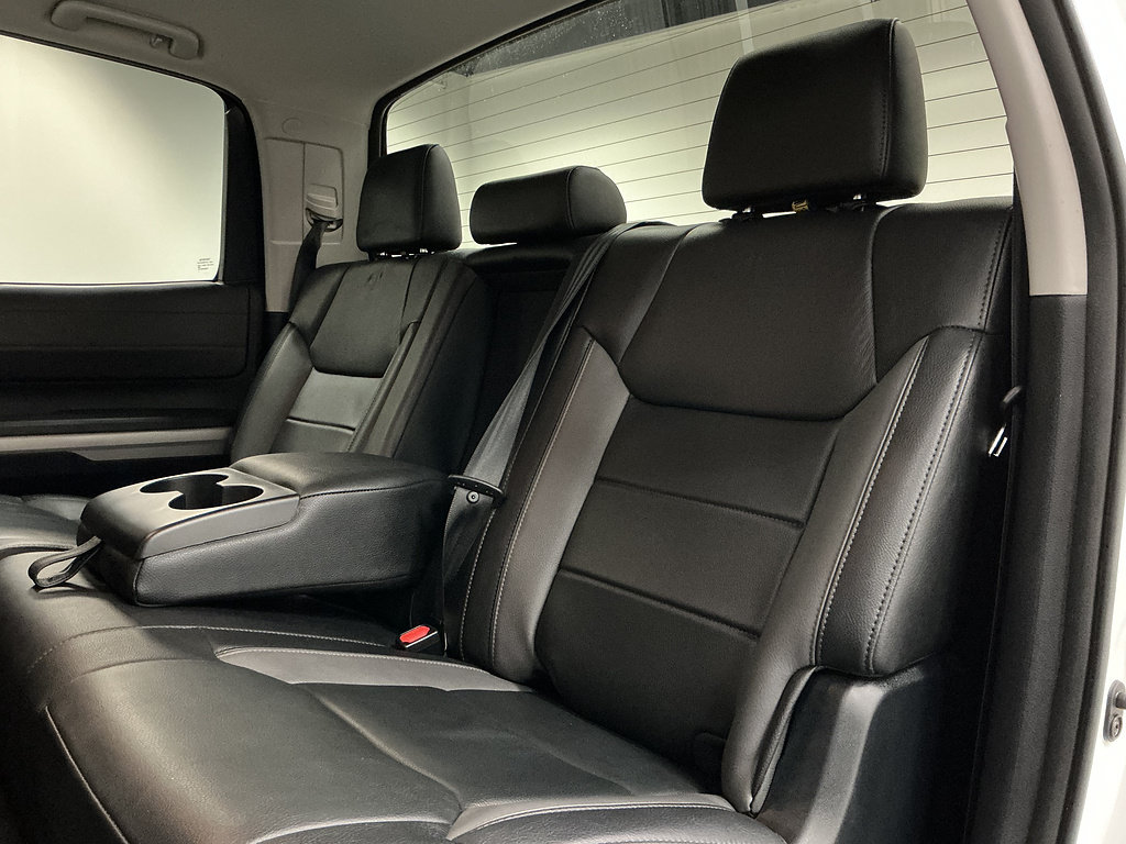 Used 2018 Toyota Tundra Limited w/ Limited Premium Package AWD/4WD image 24