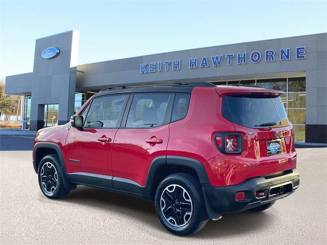 Used 2016 Jeep Renegade Trailhawk w/ Safety & Security Group image 4