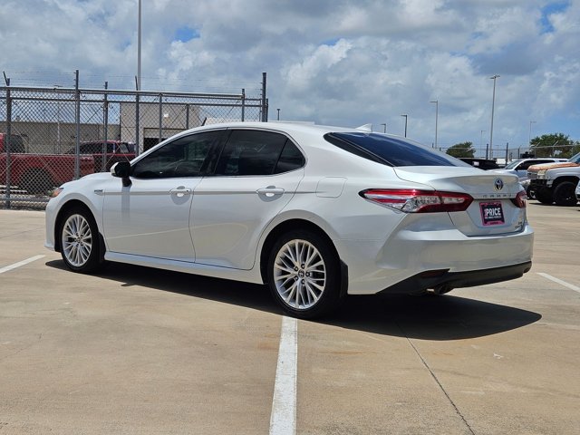 Used 2020 Toyota Camry XLE FWD image 8