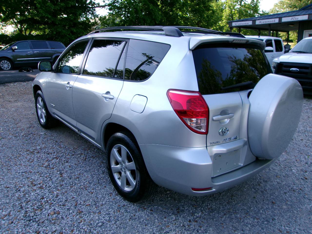 Used 2007 Toyota RAV4 Limited AWD/4WD image 17