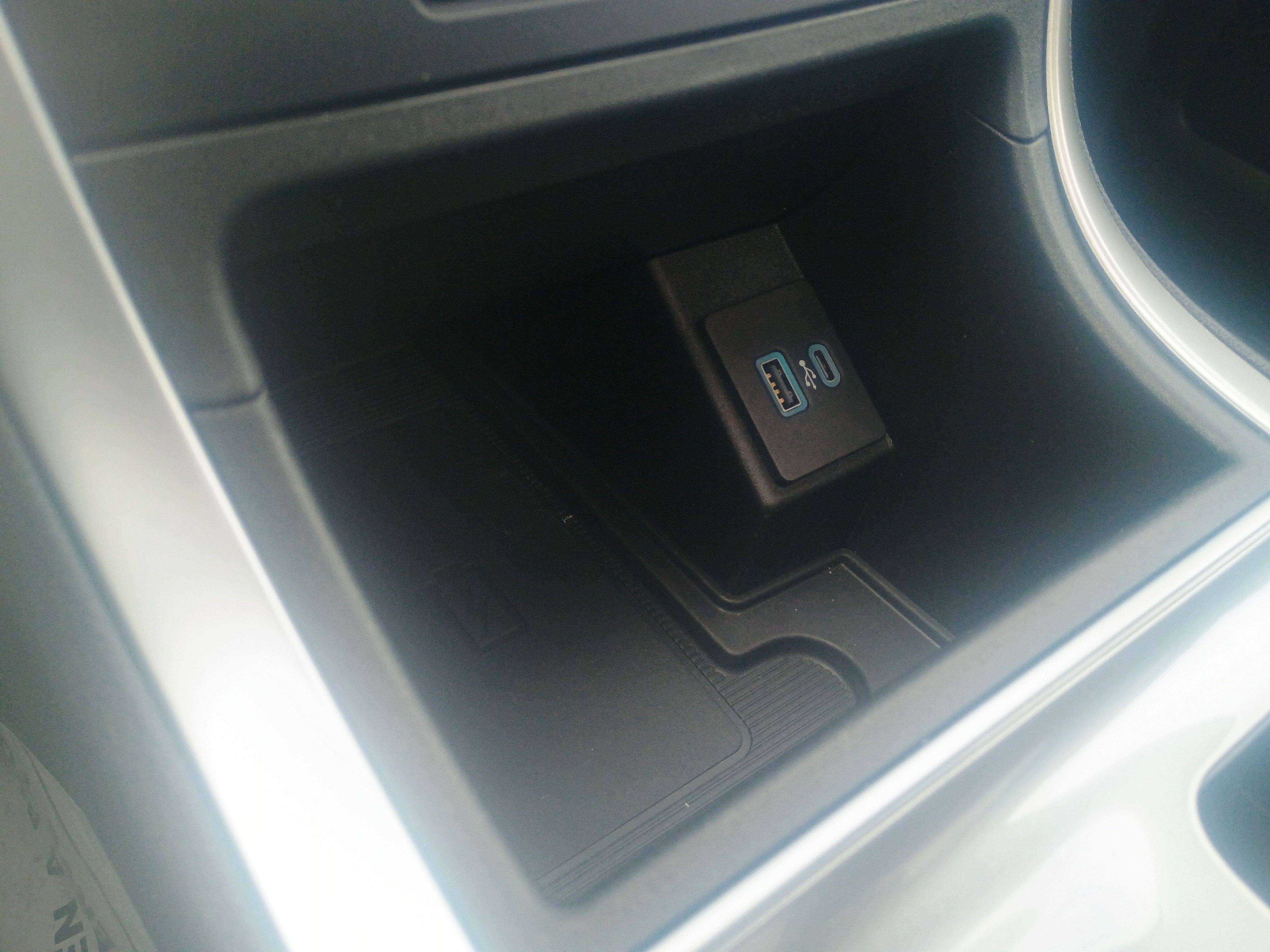 Certified 2024 Ford Edge SEL w/ Convenience Package image 27