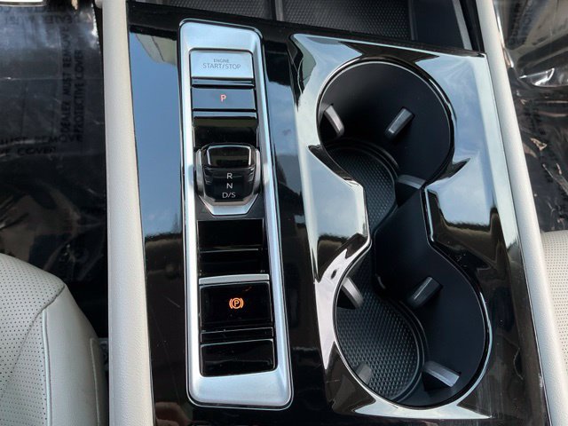 Certified 2024 Volkswagen Atlas SEL Premium R-Line AWD/4WD image 31